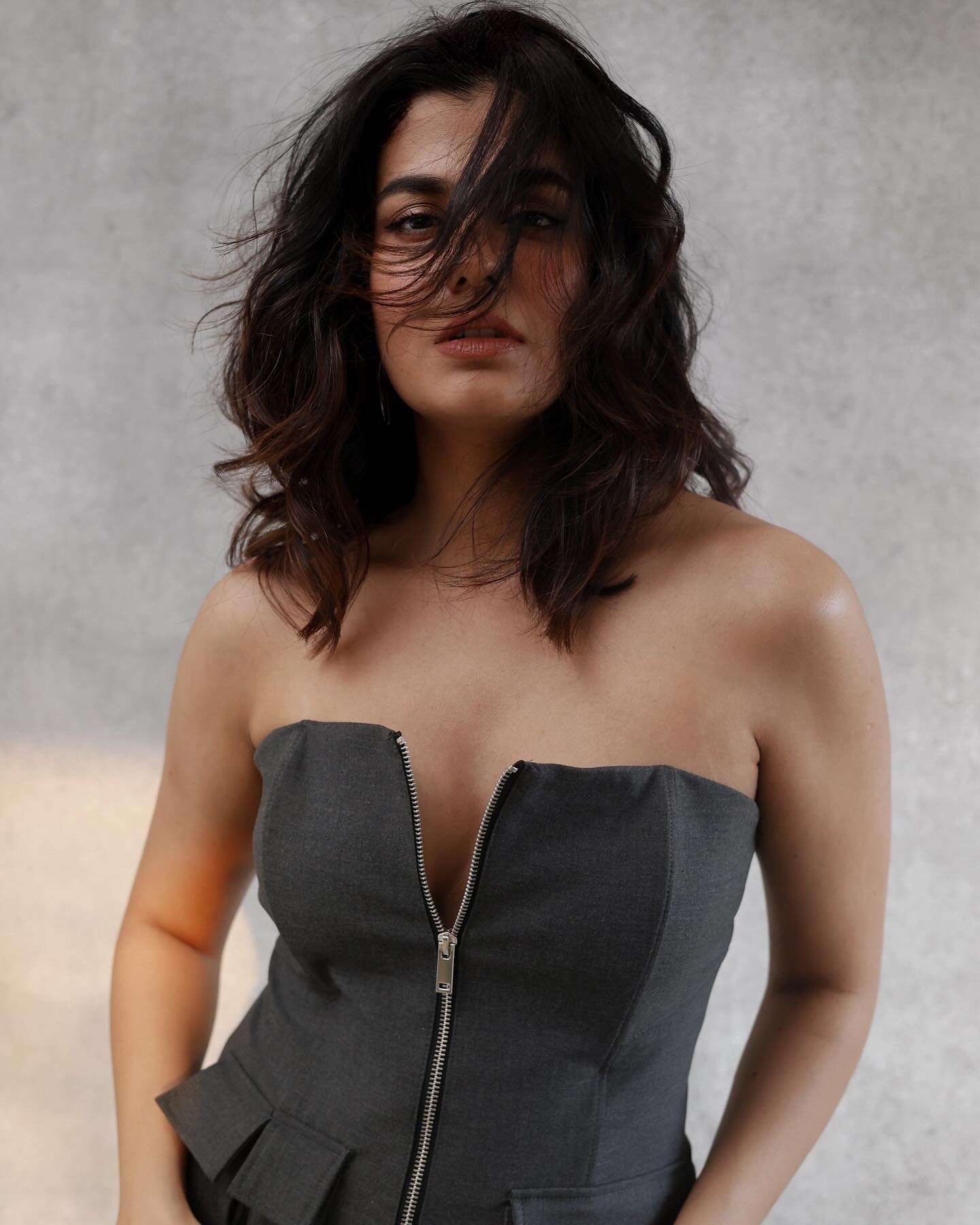 shreya dhanwanthary husband