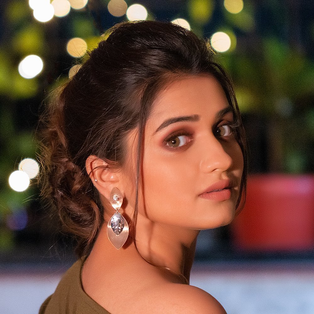 hruta durgule movies and tv shows